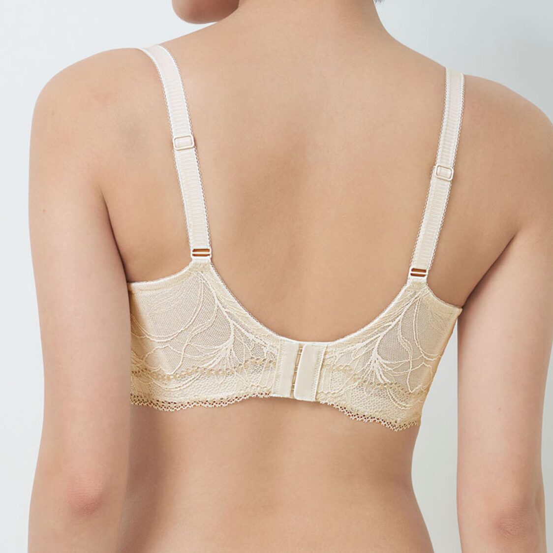 Triumph Sculpt Eclipse Non-Wired Push Up Bra Papiro