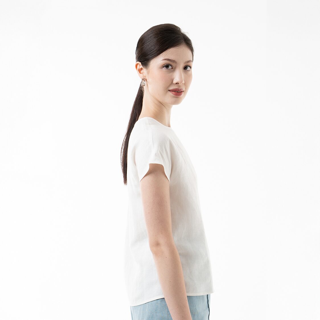 K/Woods Minimalist Linen Top in Off White