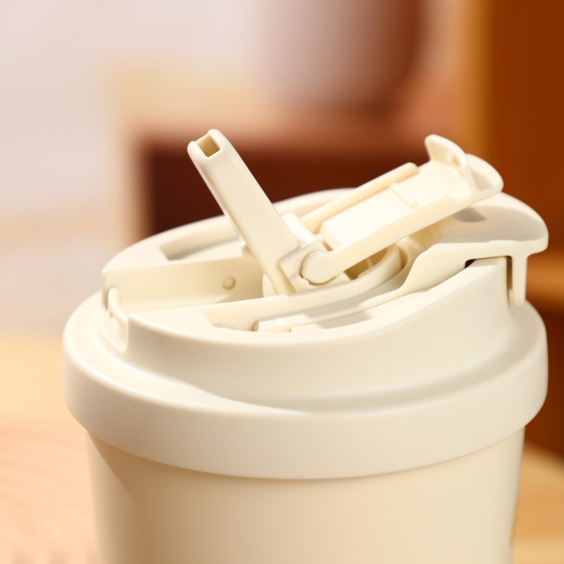 VIPO X Moomin Vaccum Cup 580ml - Autumn Outing MM37432