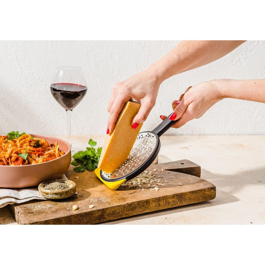 Dreamfarm S/S Pp Medium Grater L25.7cm Ograte - Metro Singapore Departmental Store - Celebrating 69 Years in SG