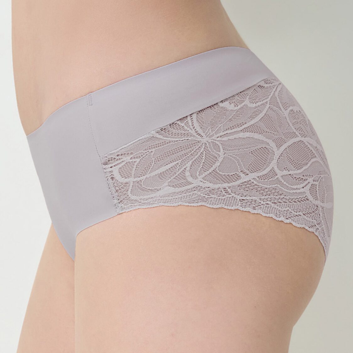 Triumph Body Make Up Illusion Lace Hipster Feather