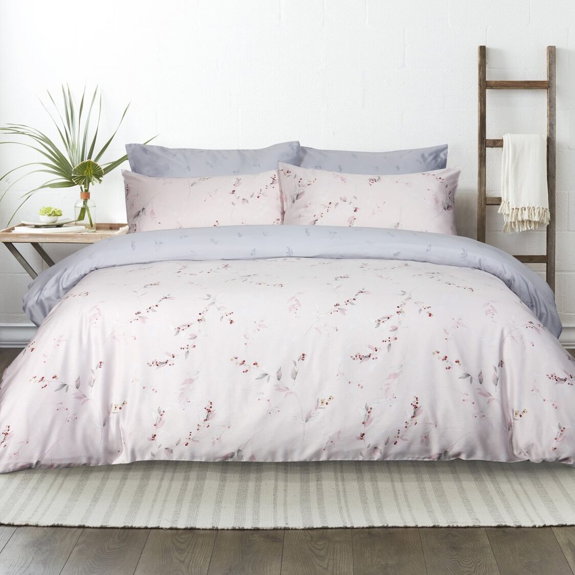 Eurotex Mod Living made from 100% TENCEL™ Fibers Fitted Sheet Set / Bed Set - Aria