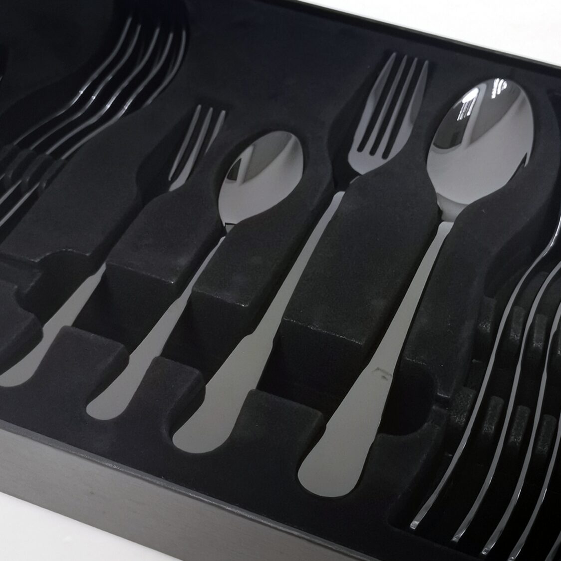 La Gourmet Cutlery Set Rome 24pcs-Gold LGKC396105