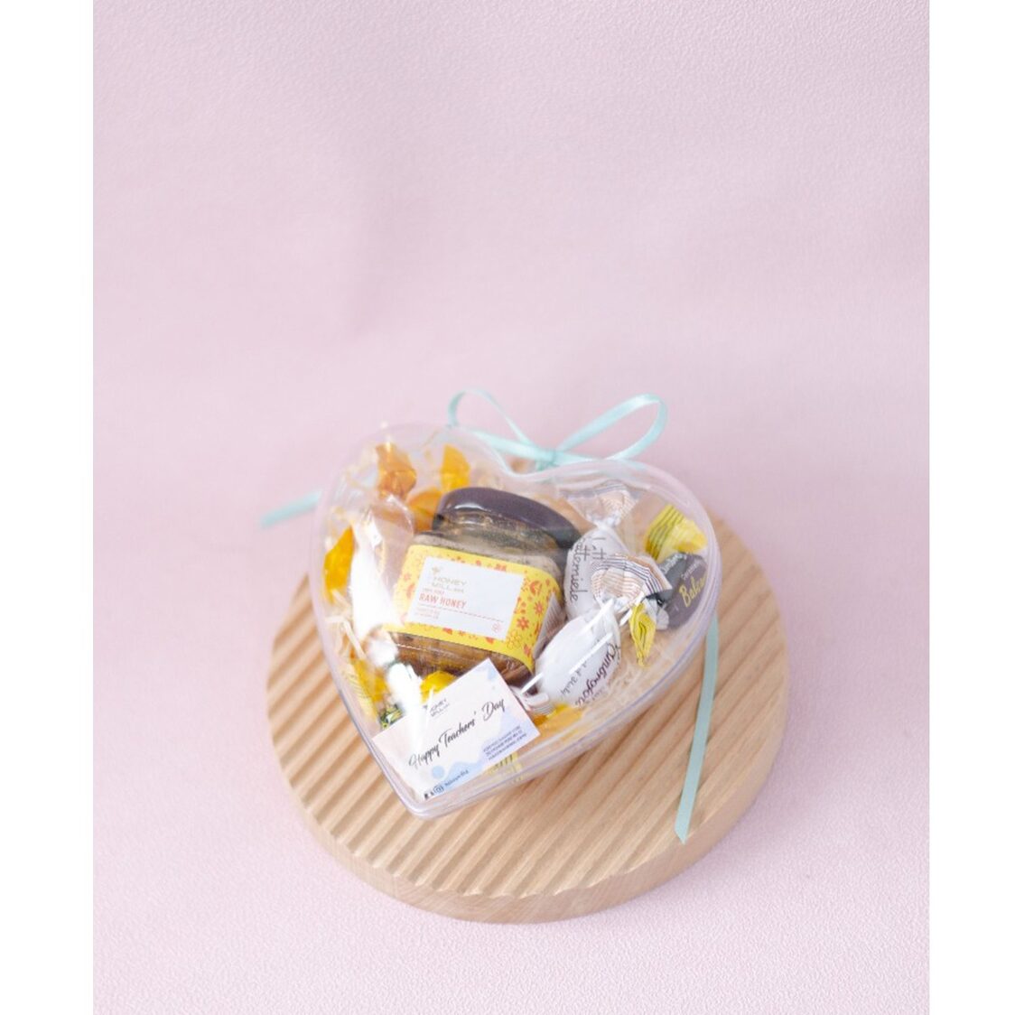 Honeymill Token of Love Hamper - Metro Singapore Departmental Store - Celebrating 69 Years in SG