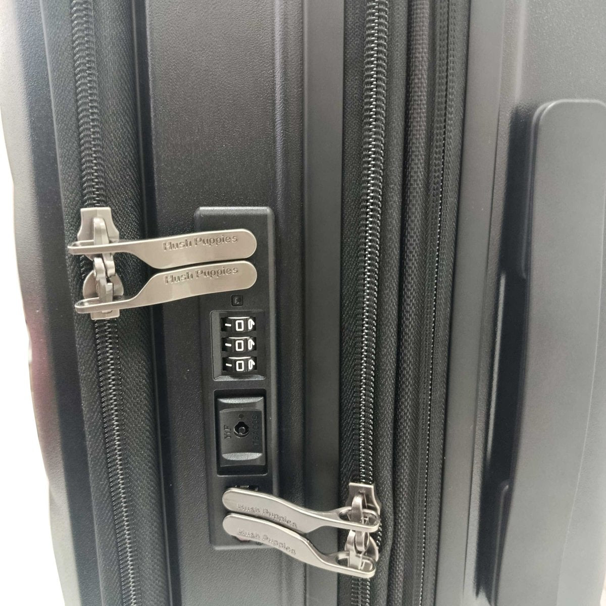 Hush Puppies Frontenac DualEase Luggage (69-4041) - Metro Singapore Departmental Store - Celebrating 69 Years in SG