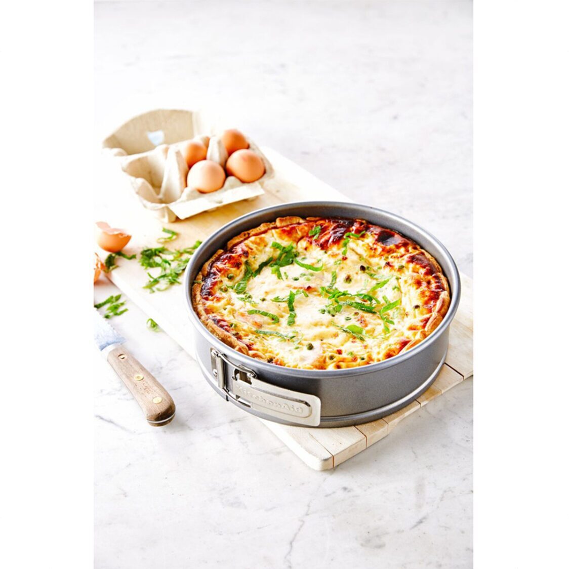 KitchenAid Bakeware Non - Stick Springform 24cm KABW668824 - Metro Singapore Departmental Store - Celebrating 69 Years in SG