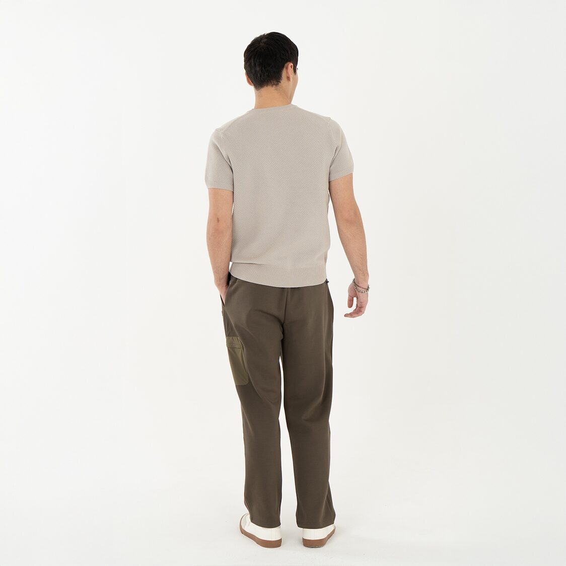 K/Woods Mens Calmline V - neck - Metro Singapore Departmental Store - Celebrating 69 Years in SG