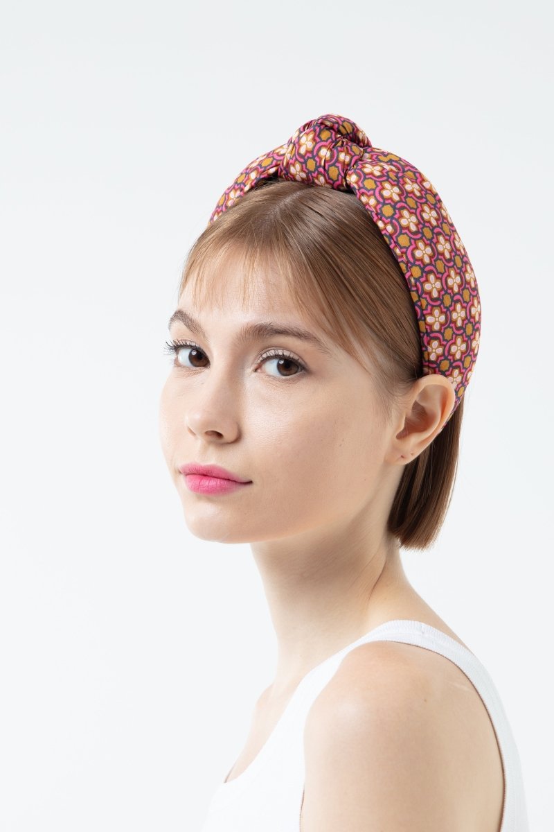 K/Woods Poise Knotted Hairband - Daisy Link - Metro Singapore Departmental Store - Celebrating 69 Years in SG
