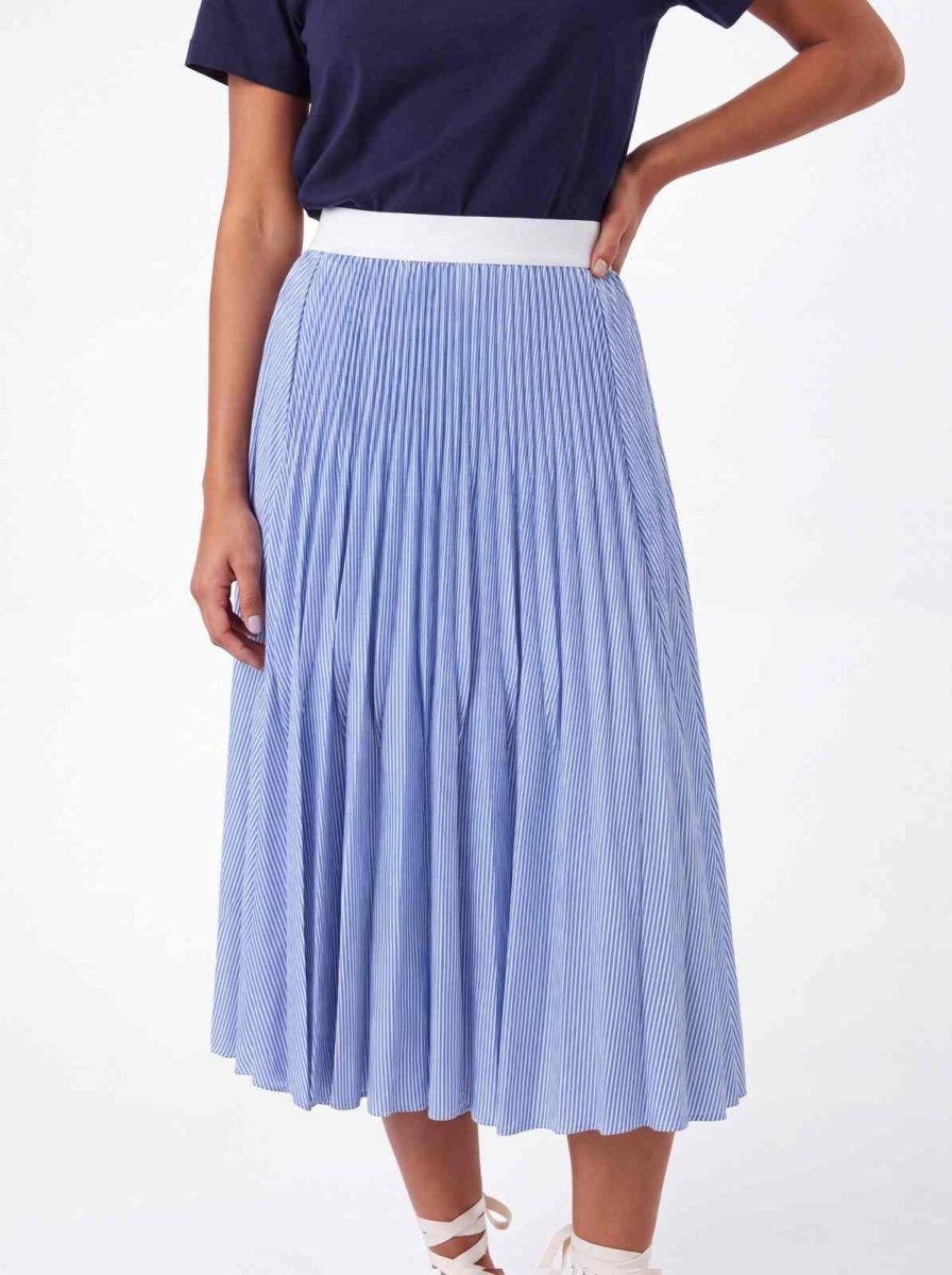 K/Woods Ripple Pleated Skirt - Metro Singapore Departmental Store - Celebrating 69 Years in SG