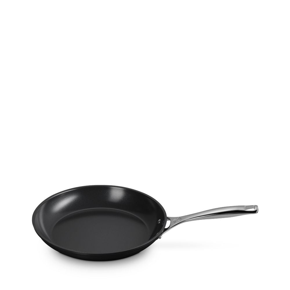 Le Creuset Frying Pan 28cm - Metro Singapore Departmental Store - Celebrating 69 Years in SG
