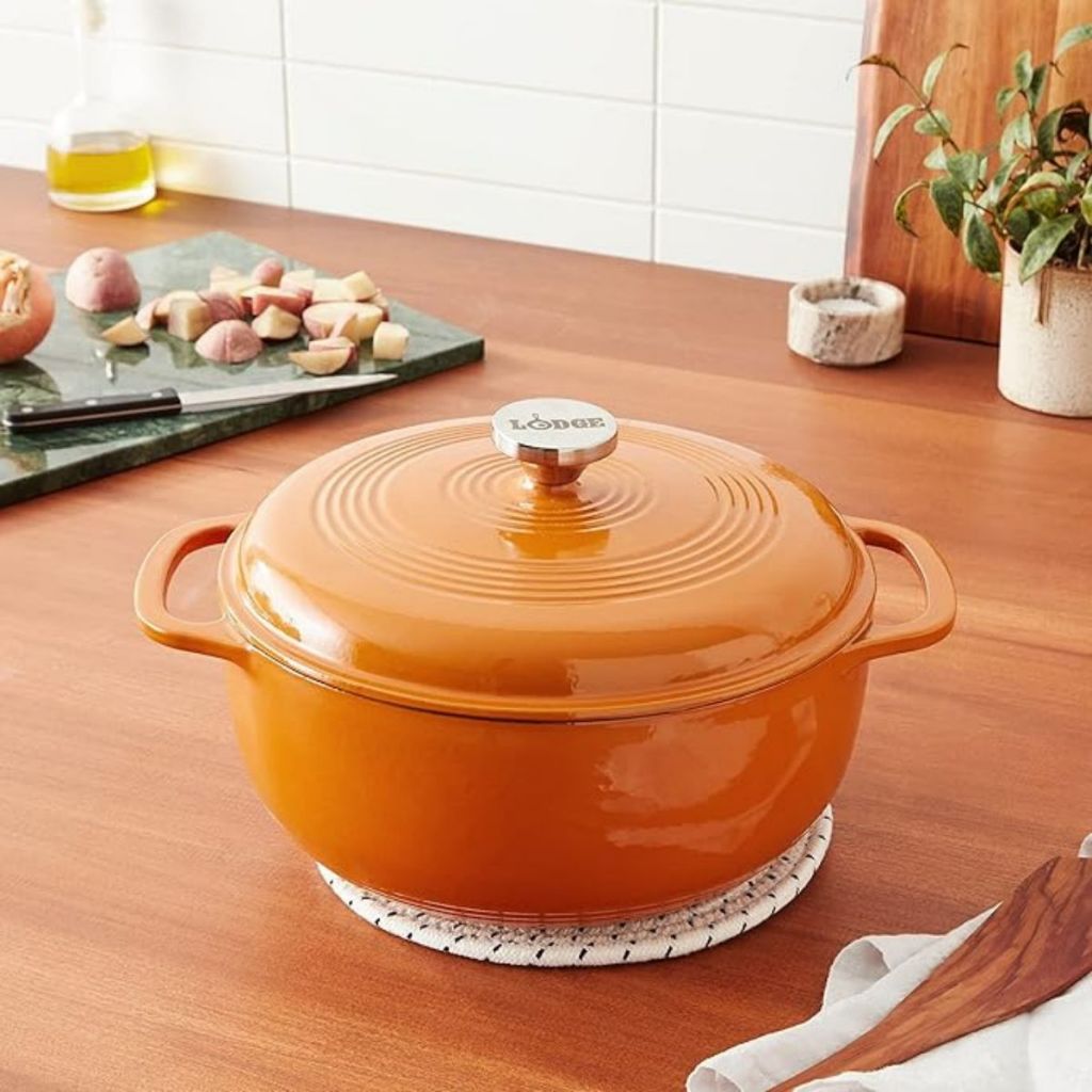 Lodge Enameled Cast Iron Dutch Oven 6QT - Metro Singapore Departmental Store - Celebrating 69 Years in SG