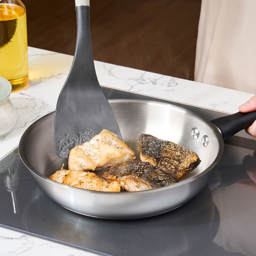 Meyer Luna Stainless Steel Frypan - Metro Singapore Departmental Store - Celebrating 69 Years in SG