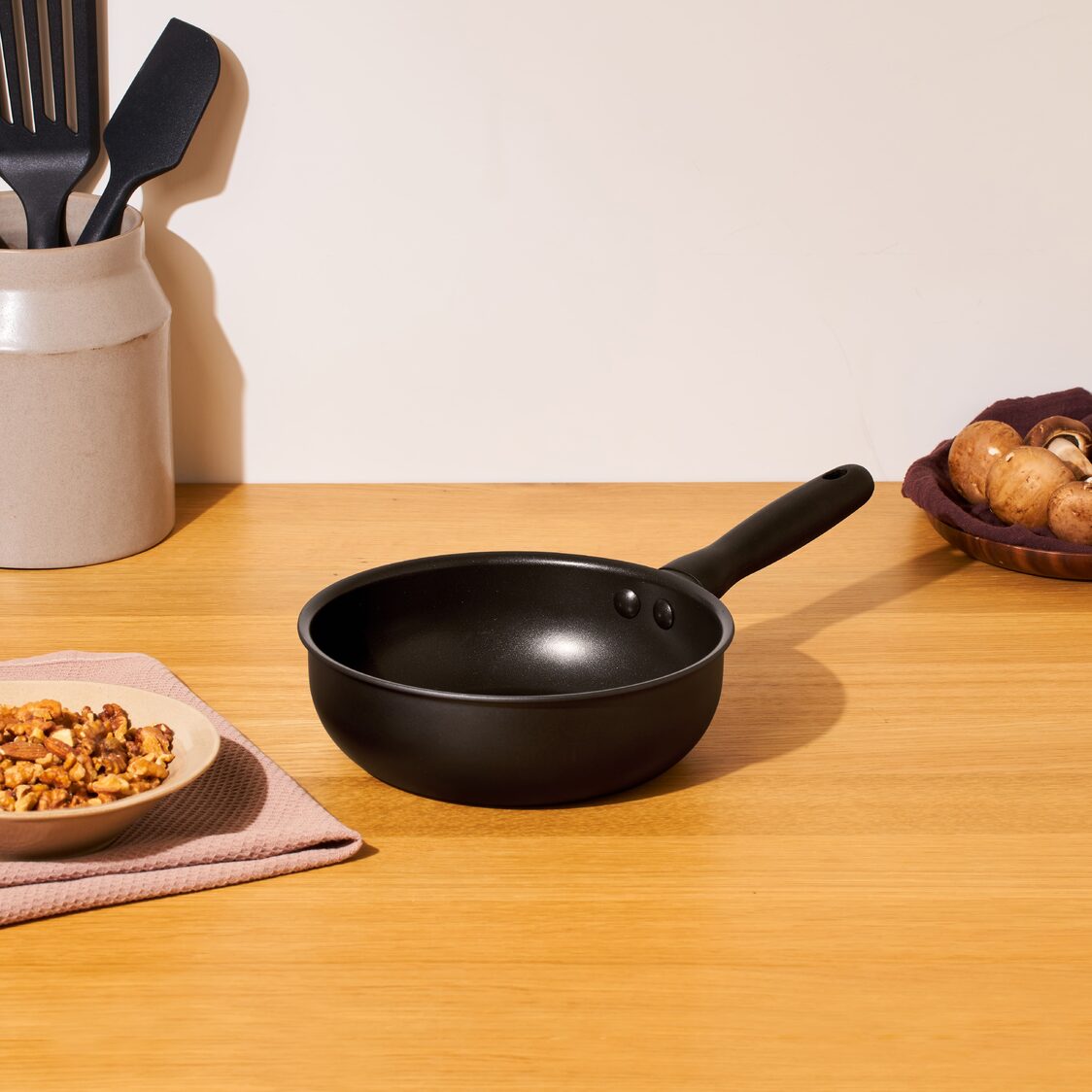 Meyer Midnight Nonstick Hard Anodized Saucier Pan (Induction) - Metro Singapore Departmental Store - Celebrating 69 Years in SG