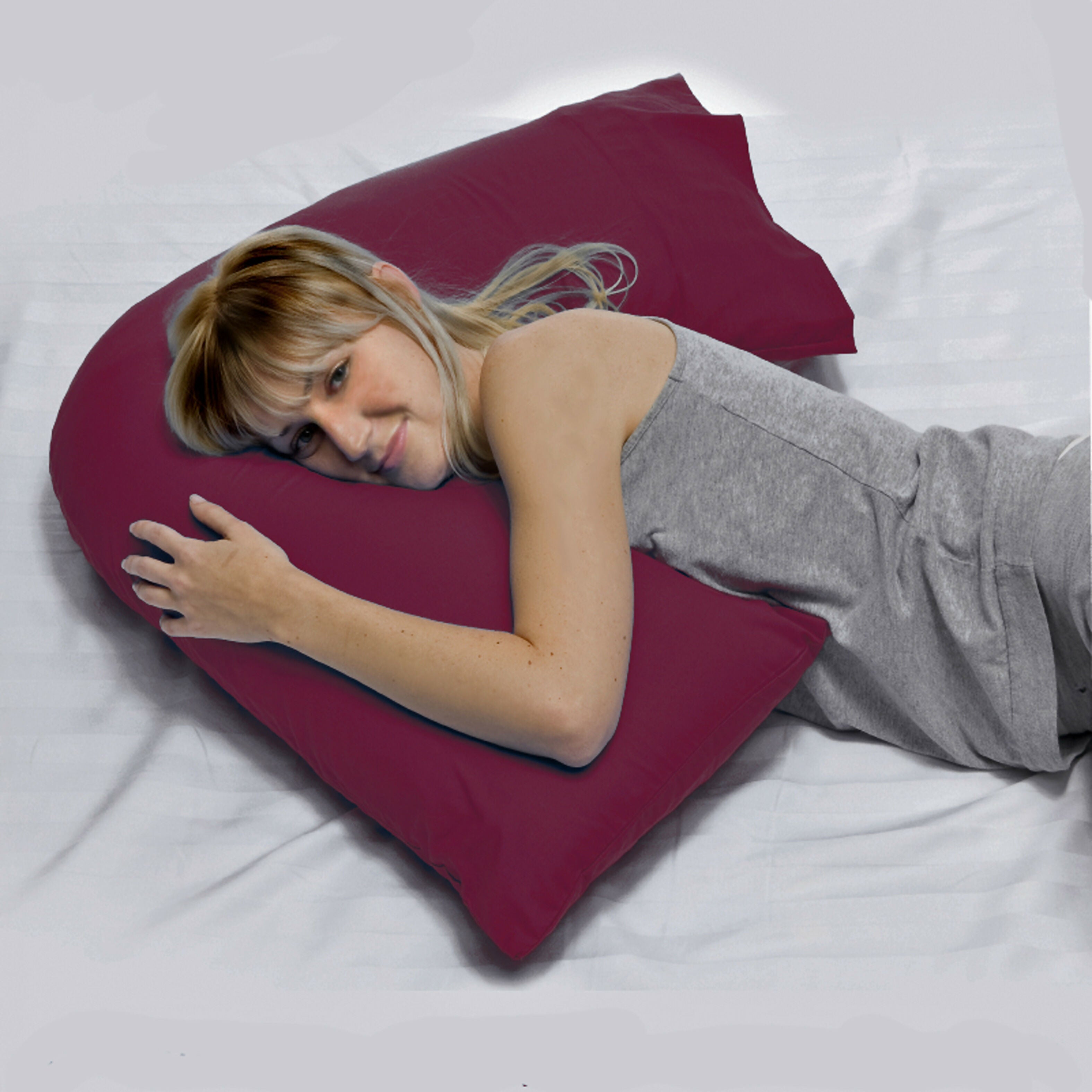 Rapee CUDDLE U™ V-Shape Pillow & Microfibre Cover Set – 75 x 75 cm – Wine