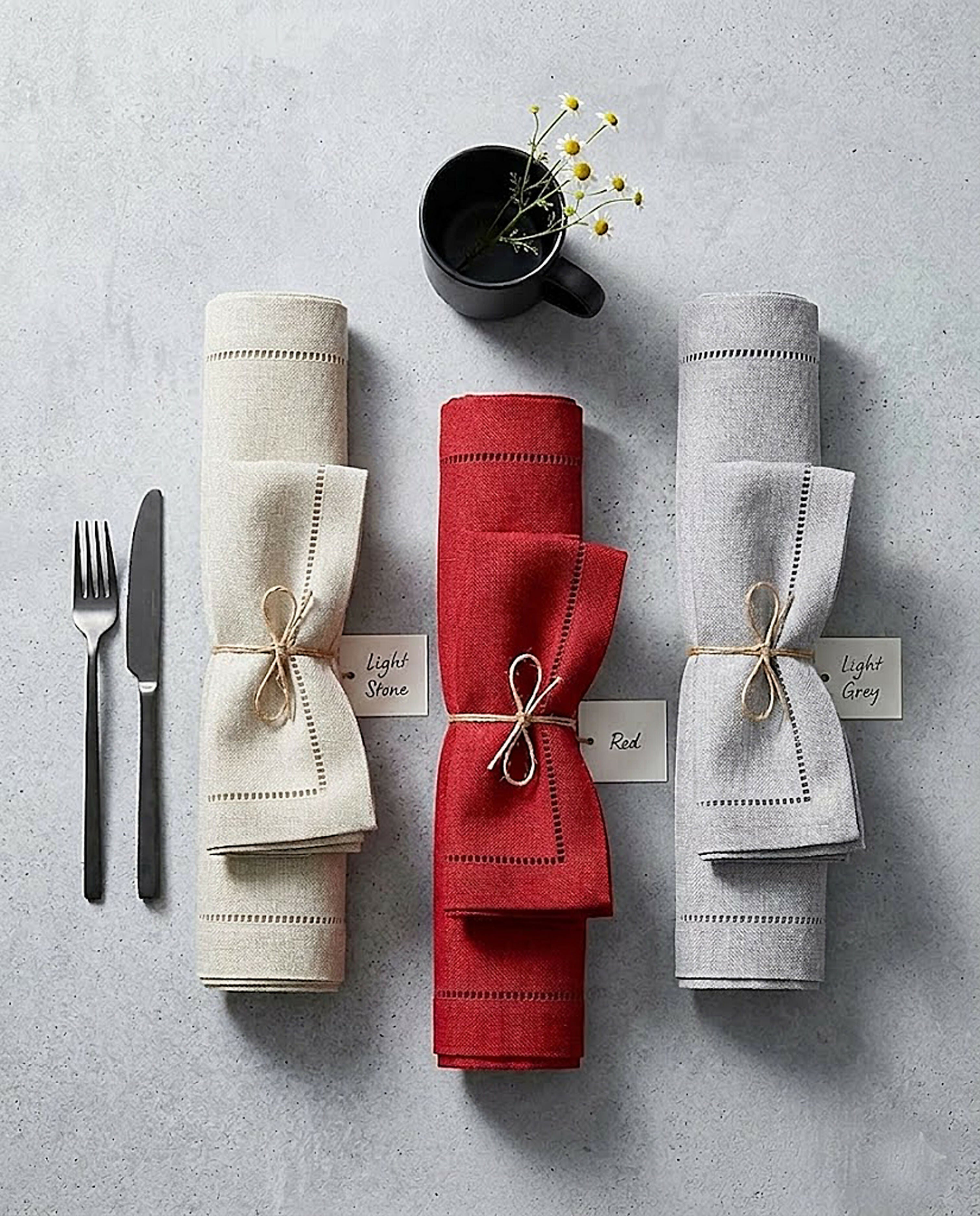 Rapee Sonia Lasercut Placemat – Cationic Fabric – 33 x 45 cm – Stone