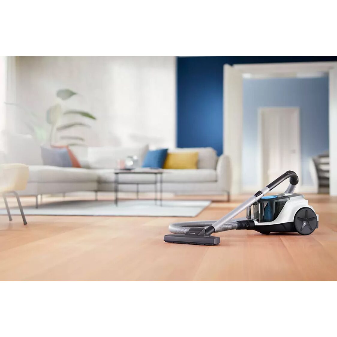 Philips 2000 Series Bagless Vacuum Cleaner 1800W (XB2023/61) - Metro Singapore Departmental Store - Celebrating 69 Years in SG