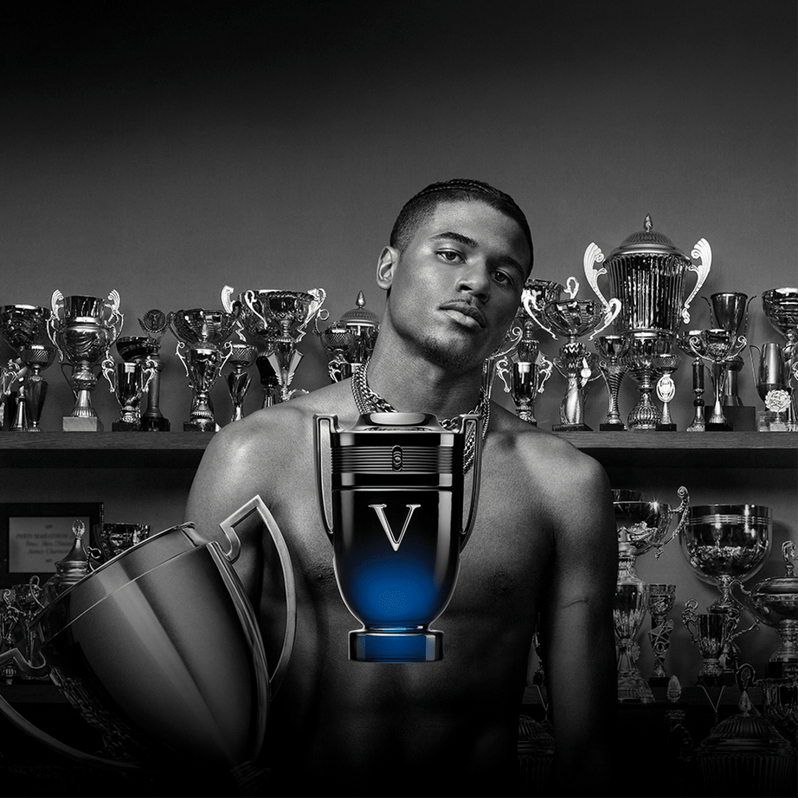 Rabanne Invictus Victory Elixir Parfum 100ml - Metro Singapore Departmental Store - Celebrating 69 Years in SG