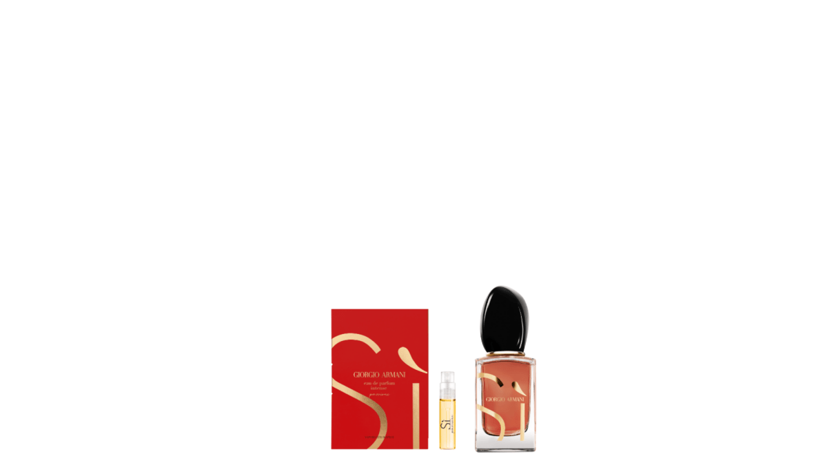 Receive 2-pc gift with $150 nett spend on Giorgio Armani Fragrance for HER (Gift with Purchase) - Metro Singapore Departmental Store - Celebrating 69 Years in SG