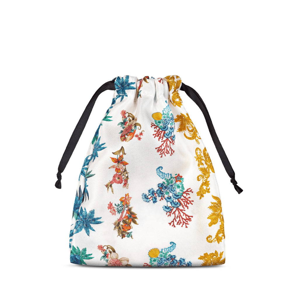 Receive an additional pouch (worth $64) with $180 nett spend on Ferragamo (Gift with Purchase) - Metro Singapore Departmental Store - Celebrating 69 Years in SG