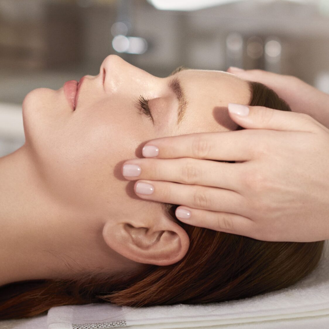 Spa De La Mer Eye Therapy 30Min - Metro Singapore Departmental Store - Celebrating 69 Years in SG