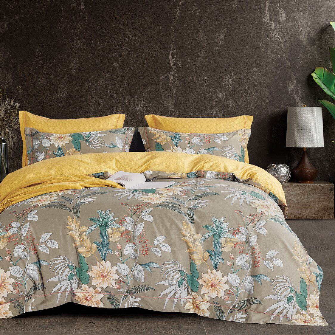 Suzanne Sobelle Bloomsbury 72BR Clarisse (Amber) Deluxe Fitted Sheet Set / Bed Set - Metro Singapore Departmental Store - Celebrating 69 Years in SG