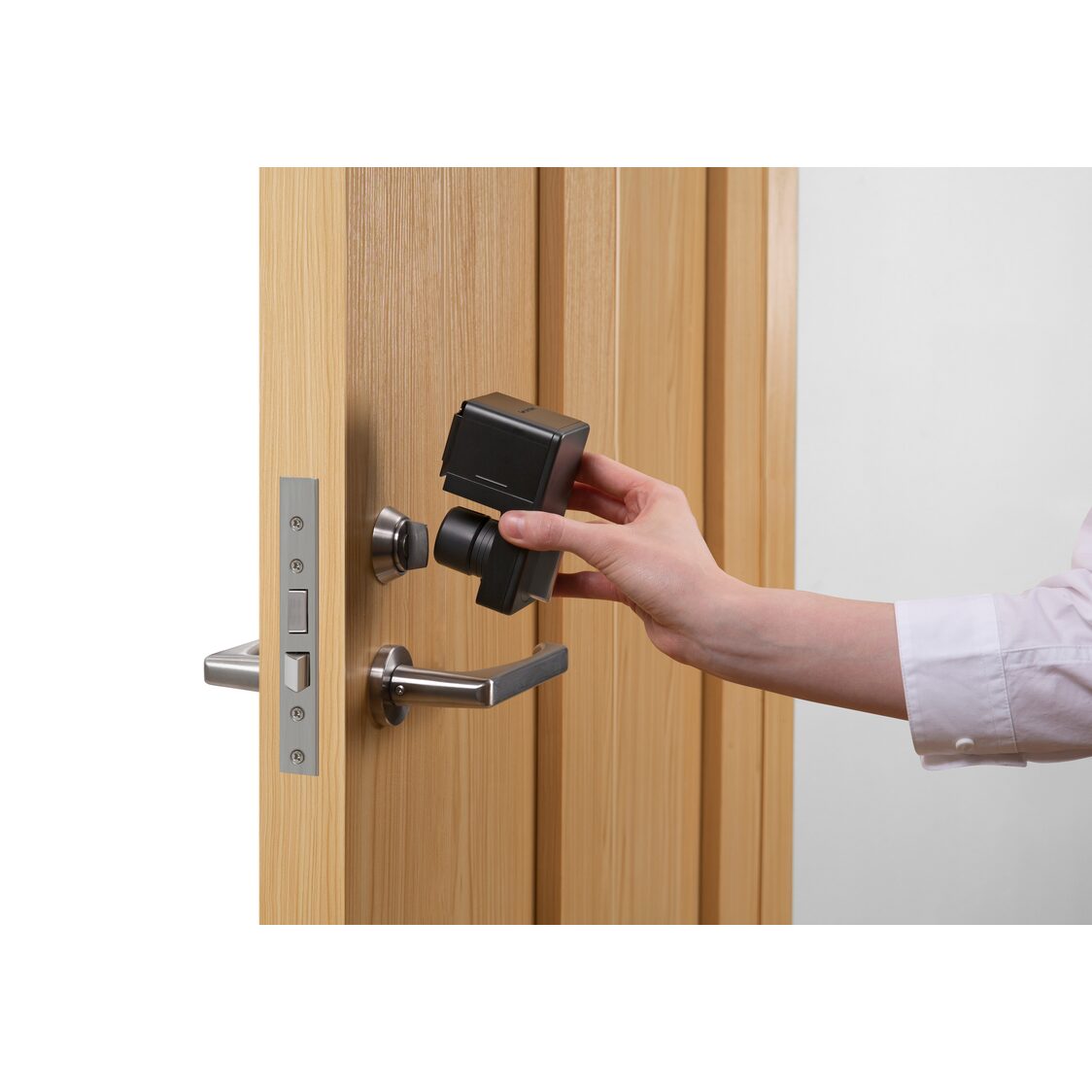 SwitchBot Smart Lock - Metro Singapore Departmental Store - Celebrating 69 Years in SG