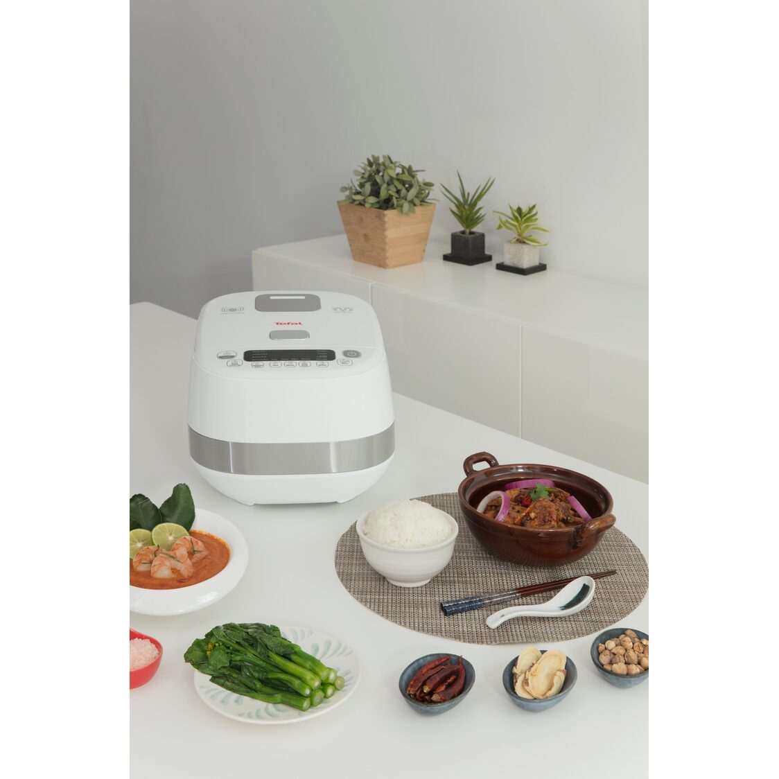 Tefal Delirice Pro Induction Rice Cooker 1.5L RK808A - Metro Singapore Departmental Store - Celebrating 69 Years in SG
