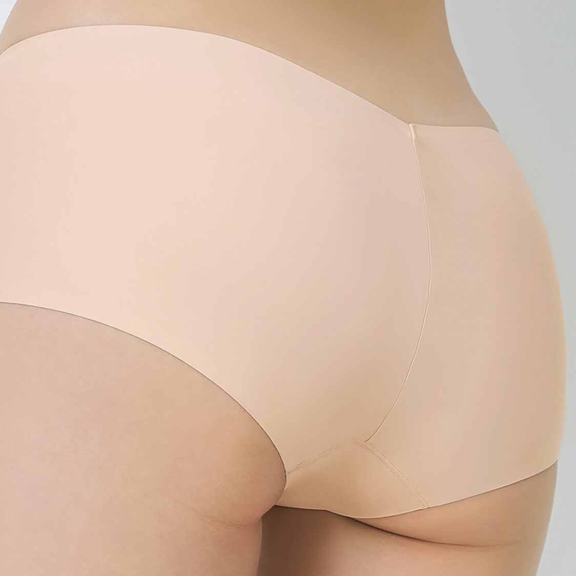 Triumph Body Make Up Illusion Smooth Short - Nude Beige - Metro Singapore Departmental Store - Celebrating 69 Years in SG