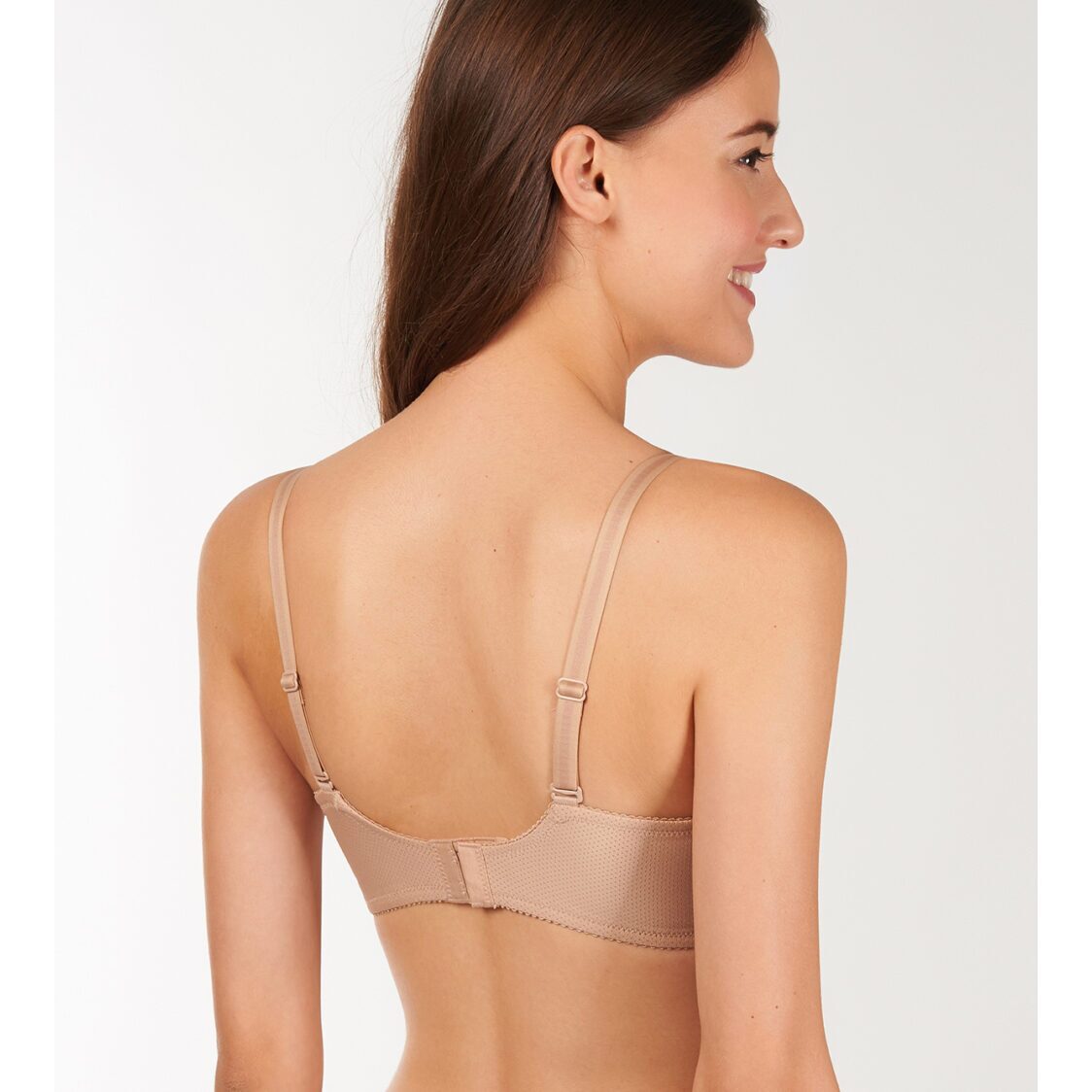 Triumph Pure Invisible WHP Smooth Skin 101886576106 - Metro Singapore Departmental Store - Celebrating 69 Years in SG