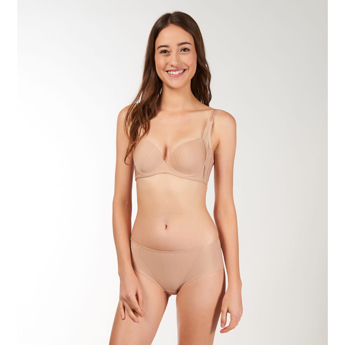 Triumph Pure Invisible WHP Smooth Skin 101886576106 - Metro Singapore Departmental Store - Celebrating 69 Years in SG