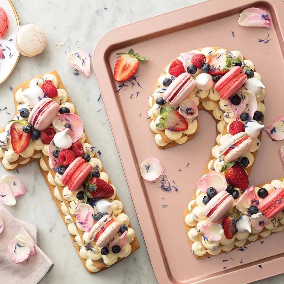 Wiltshire Rose Gold Cookie Sheet Med 40759 - Metro Singapore Departmental Store - Celebrating 69 Years in SG