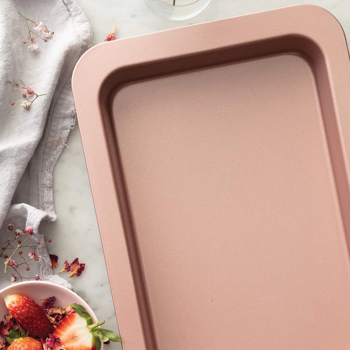 Wiltshire Rose Gold Slice Pan 27.5cm 40827 - Metro Singapore Departmental Store - Celebrating 69 Years in SG